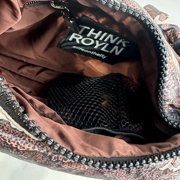 Think Royln Amsterdam Cheetah Knot Shoulder Bag Zipper Pockets Quilted - Picture 11 of 12